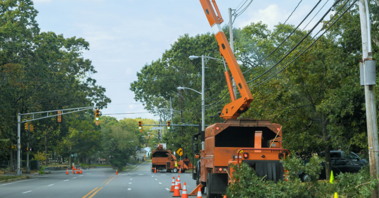 Storm Response for Utilities: Mastering the First 24 Hours for Faster Restoration